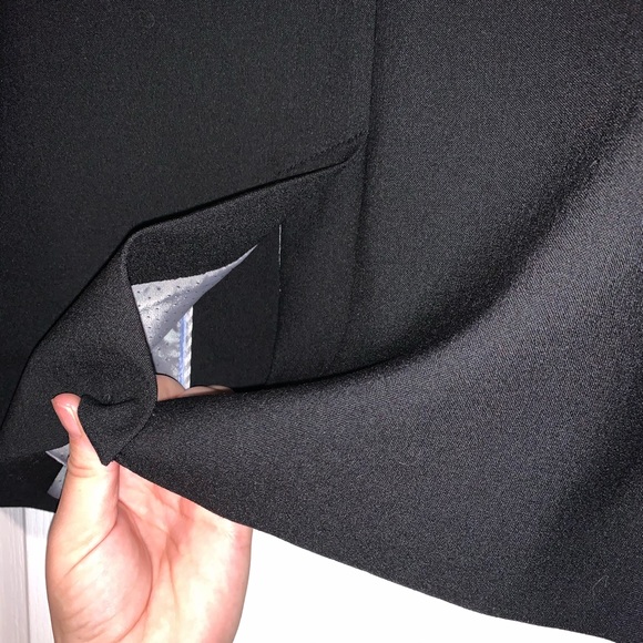 EUC - Banana Republic - Wool lightweight blazer - Picture 6 of 8